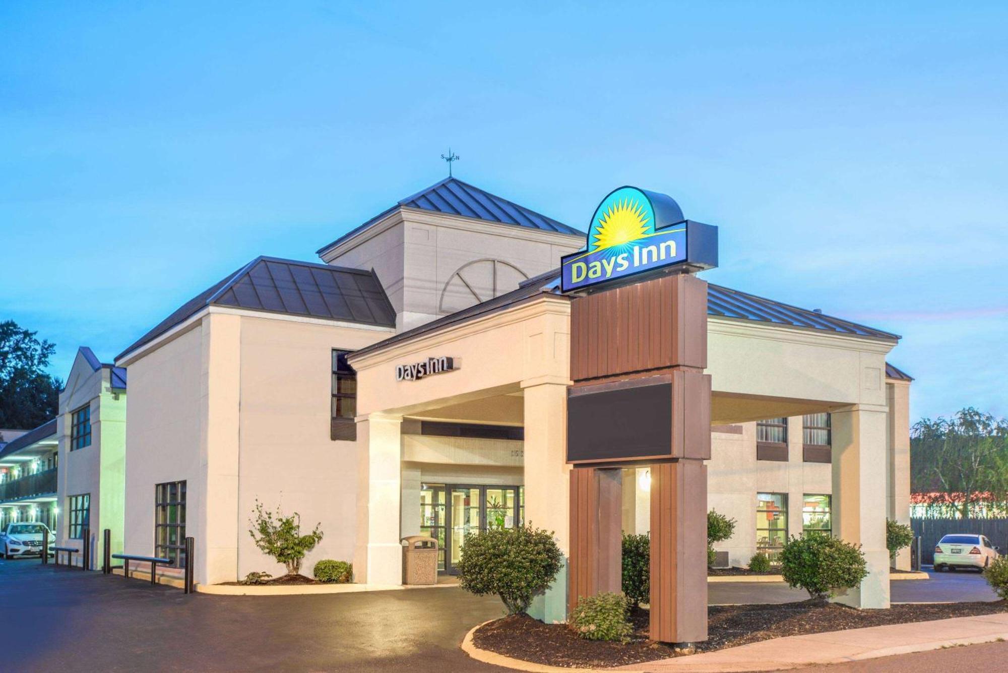 Days Inn By Wyndham Salem Exteriér fotografie